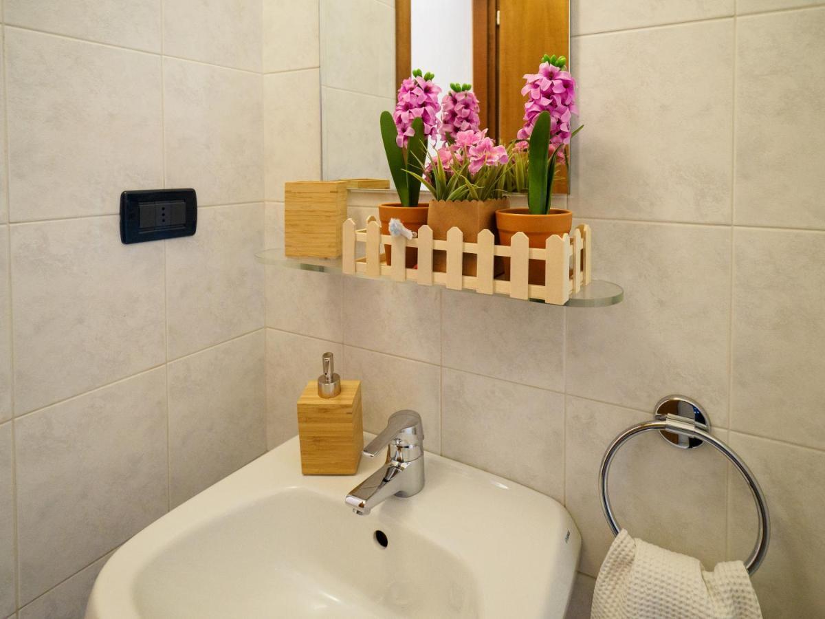 Macaia Room #1 With Ac Вернаца Екстериор снимка